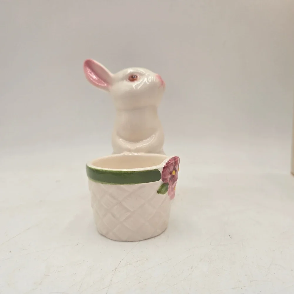 Avon vintage bunny
